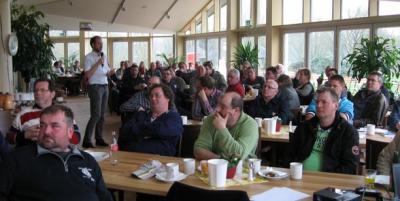 Martin Mathes im Kreis von Kollegen in Trappenkam