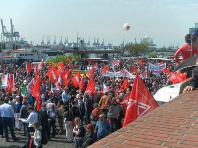 1. Mai: Kundgebung am Fischmarkt (Foto: Harning) 1. Mai: Kundgebung am Fischmarkt (Foto: Harning)