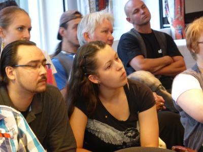 Dennis Schönewerk und Carina Lehmann im Publikum