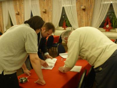 Stimmauszählung ...